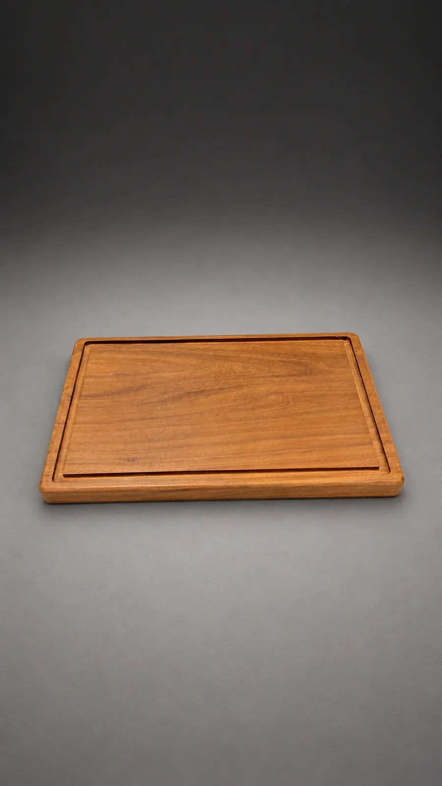 Tabla Parrillera de Lapacho de 35 × 23 cm, con la canaleta perimetral